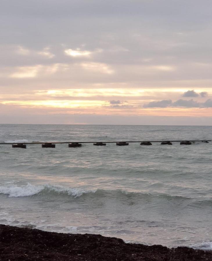 Ronehamn Bed And Breakfast Hemse Bagian luar foto